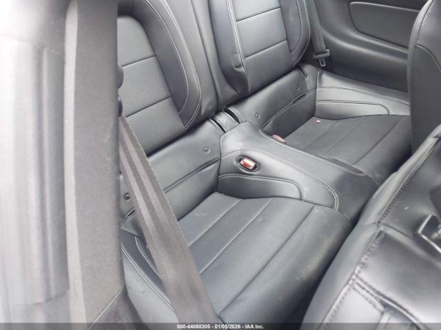 Ford Mustang Ecoboost Premium Fastback Image 15