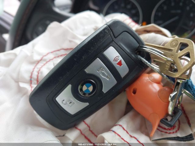 BMW 3 Series Xdrive Image 10