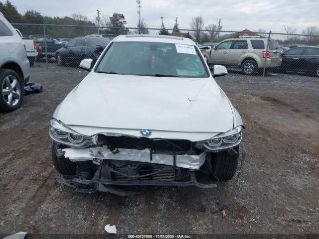 BMW 3 Series Xdrive Image 2