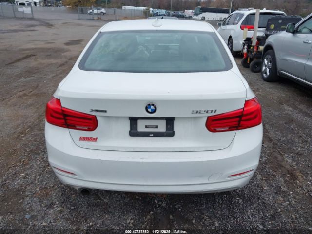 BMW 3 Series Xdrive Image 18