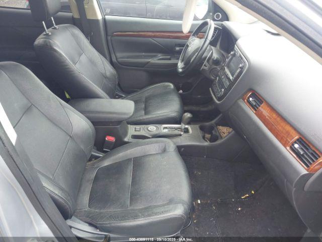 Mitsubishi Outlander Gt Image 4