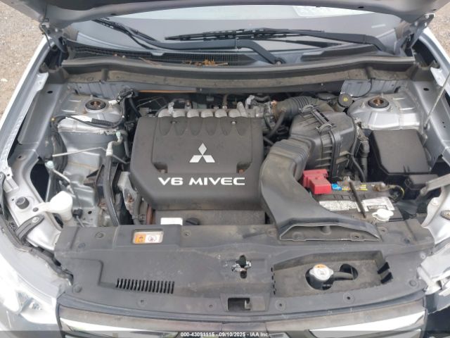 Mitsubishi Outlander Gt Image 7