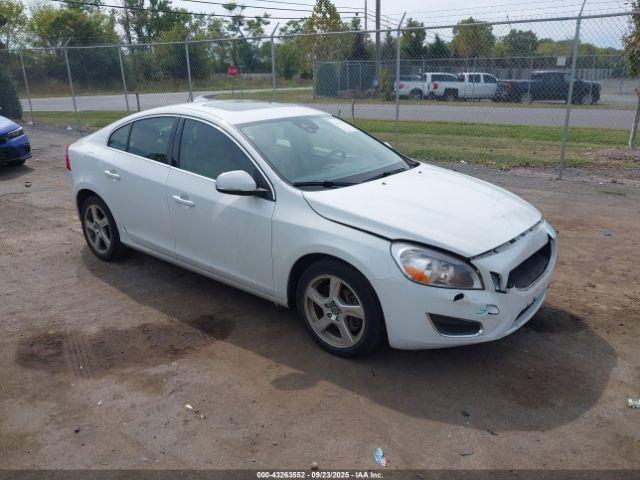  Salvage Volvo S60
