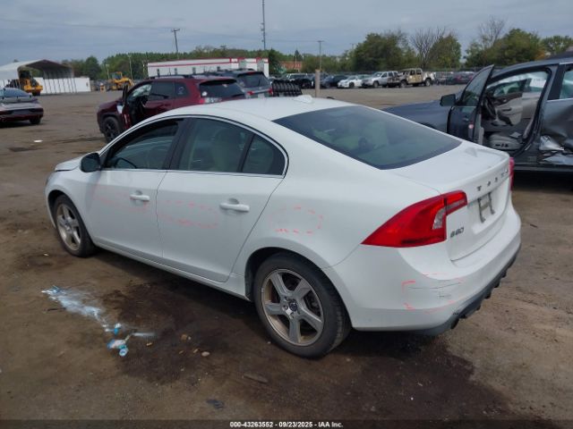 Volvo S60 T5 Image 8