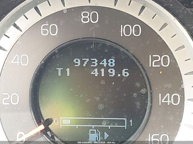 Volvo S60 T5 Image 13