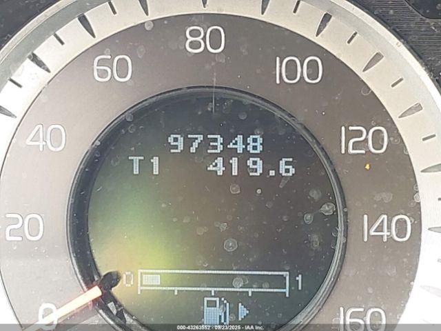 Volvo S60 T5 Image 13