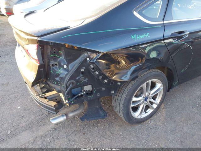 Ford Fusion Se Image 10