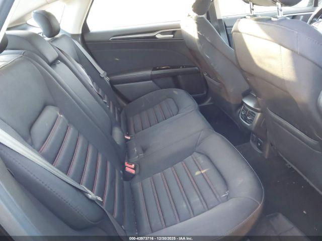 Ford Fusion Se Image 5