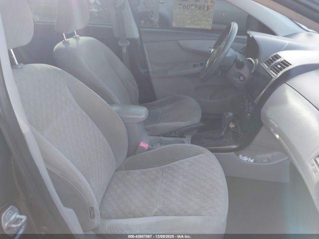 Toyota Corolla Le Image 4