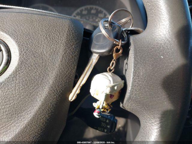 Toyota Corolla Le Image 8