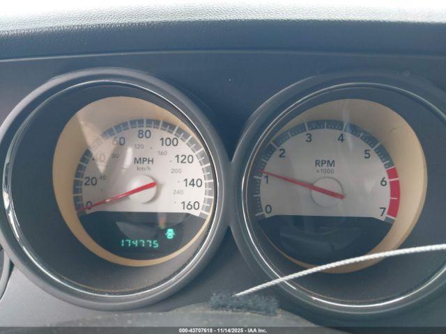 Dodge Challenger Image 6