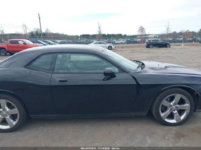 Dodge Challenger Image 15