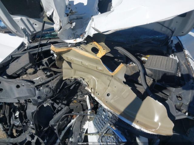 Jeep Grand Cherokee Overland 4x4 Image 9